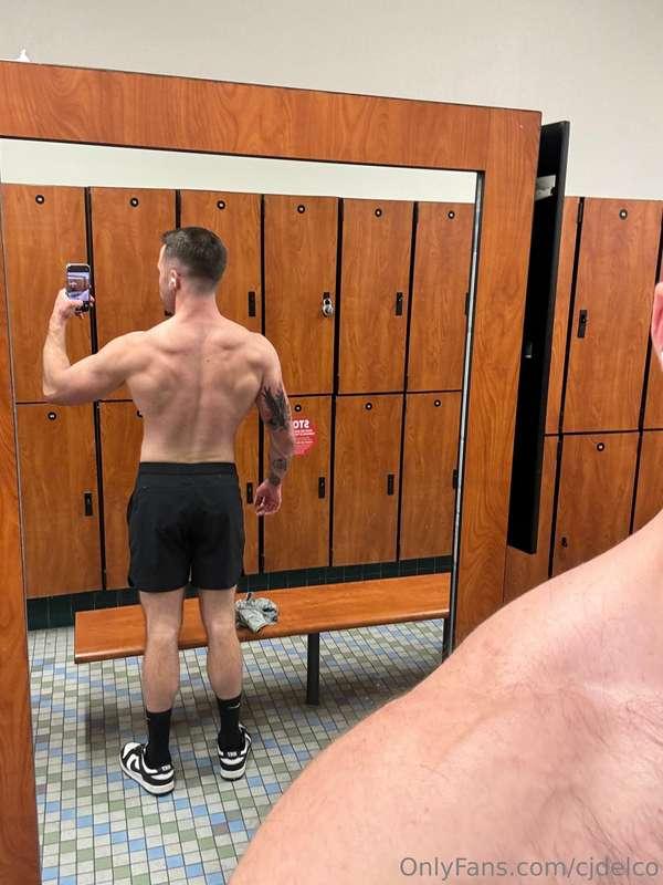 Some gym pics from today ❤️