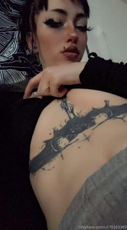 POV ur lying on my lap :3