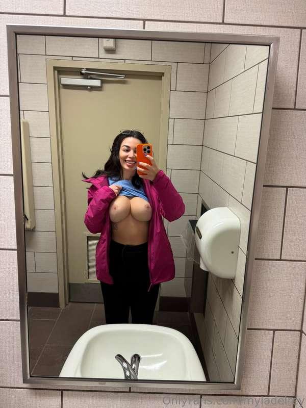 POV: you walk into the gas station bathroom and find me ther..