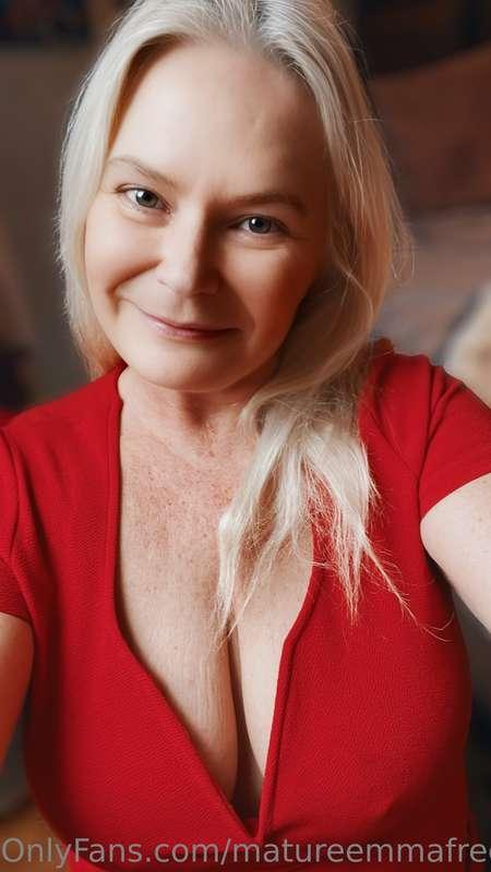 Wishing everyone a happy and safe weekend 💋💋