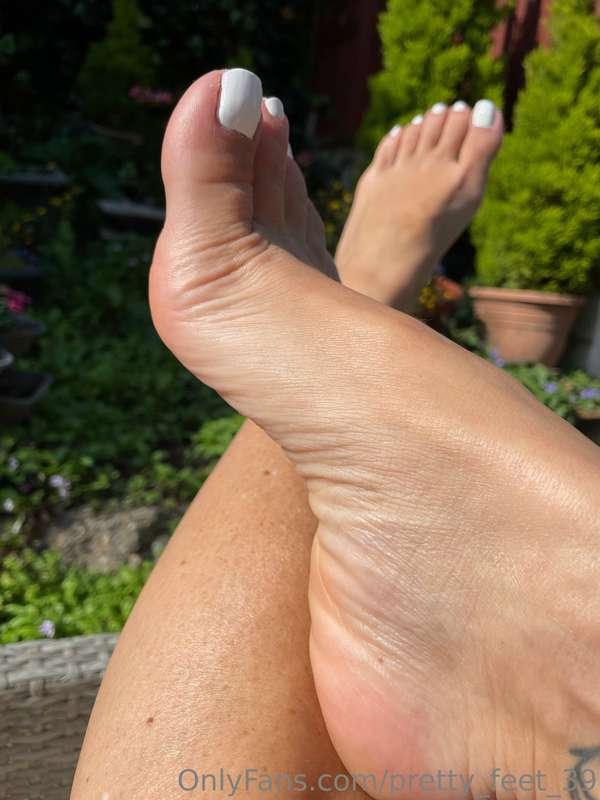 pretty_feet_39 image #1
