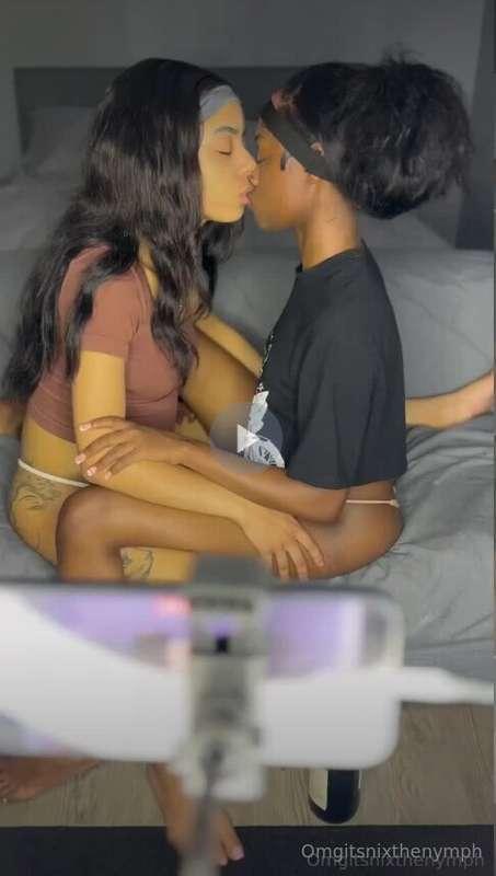 Tip $5 For A Clip Of This Naughty G/G SceneOnly 5 People Can..