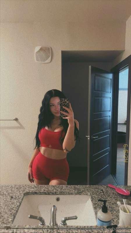 Omw to the gym💖