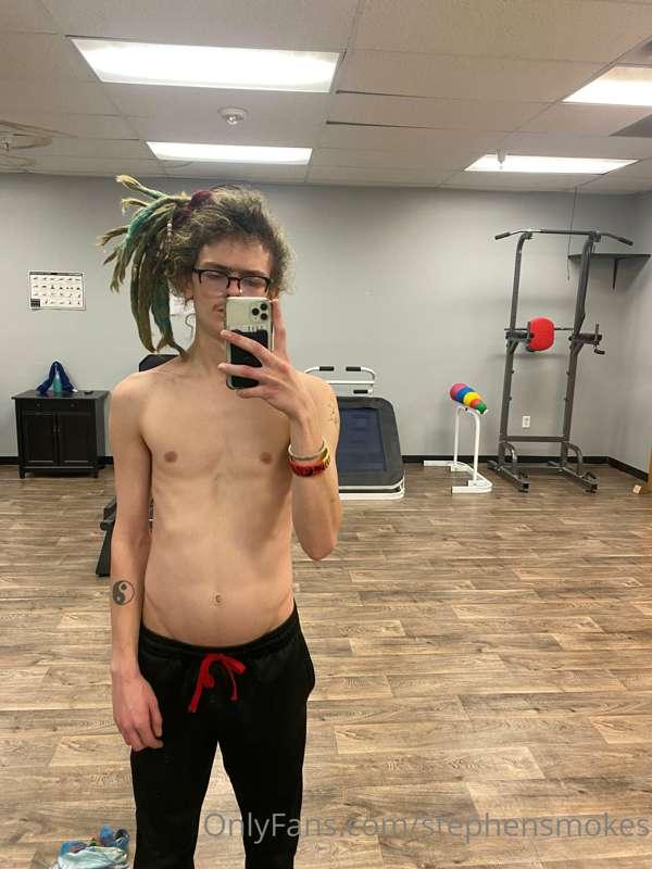 Drop a tip if you want some nude in your dm