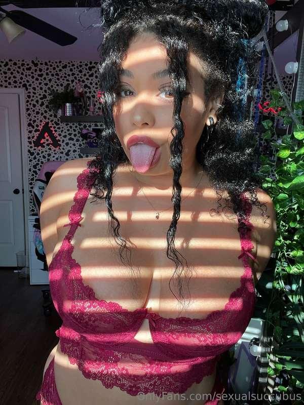 egamergirlfriendl image #1