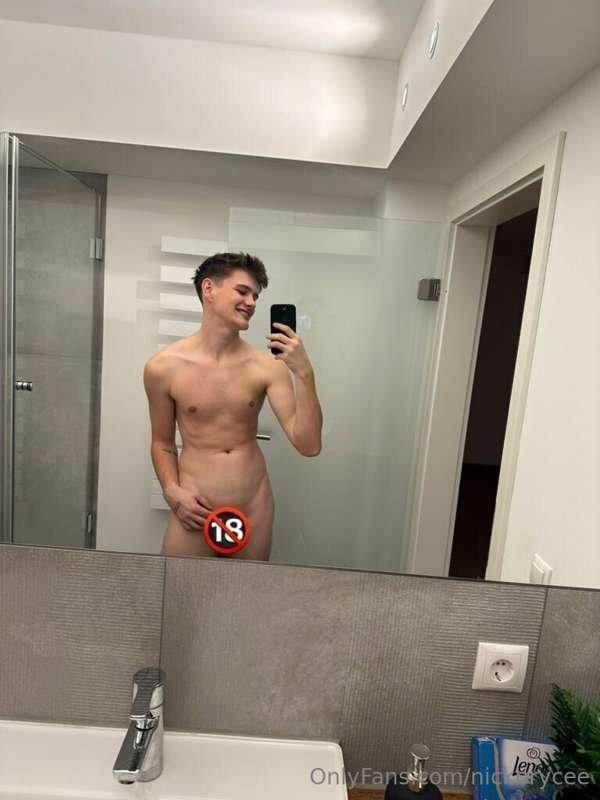 For more daily content —> onlyfans.com/nickbrycex @nickbryce..