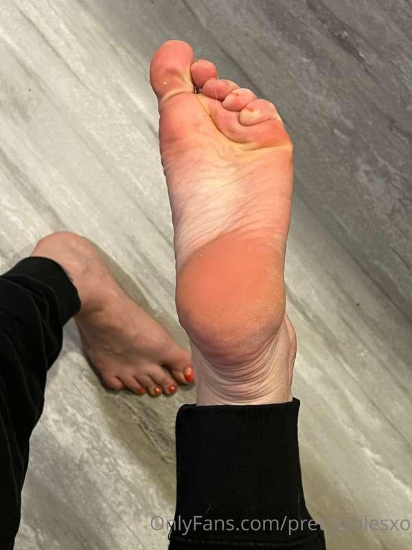 prettysolesxo image #0