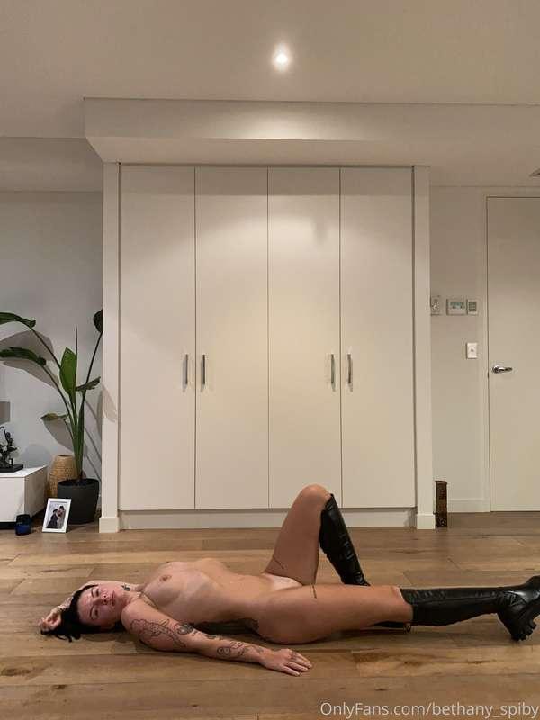 Excuse me, would you like to get on top? 😍
