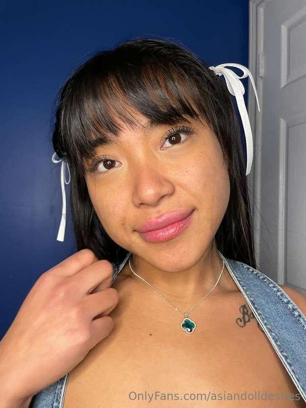 i love my cute bangs...i bet you wanna see me get banged?!? ..