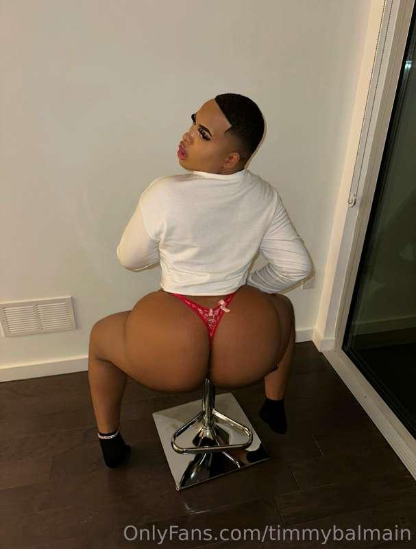 Like this if I can ride your 🍆