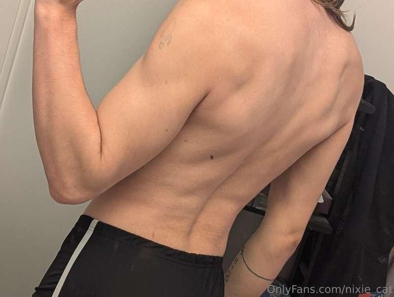 some kinda tease-y pics with the itty bittiest shorts ever