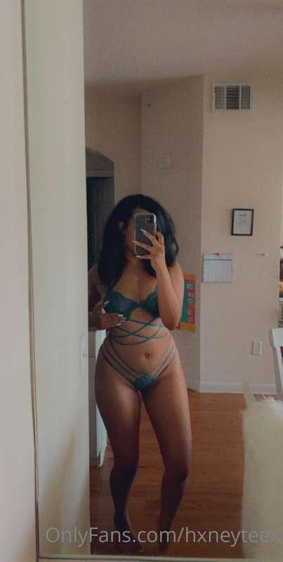 I’m wearing green so looks like you’re getting lucky tonight..