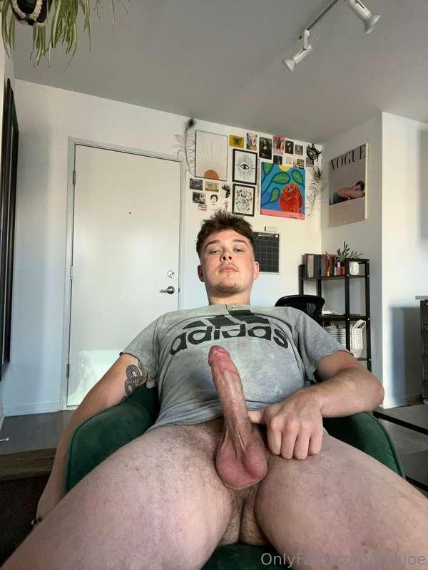 Need your hole bouncin on my meat rn
