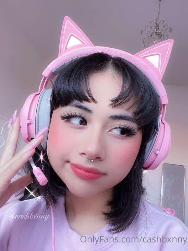 Carried in games like a real life Princess 💕