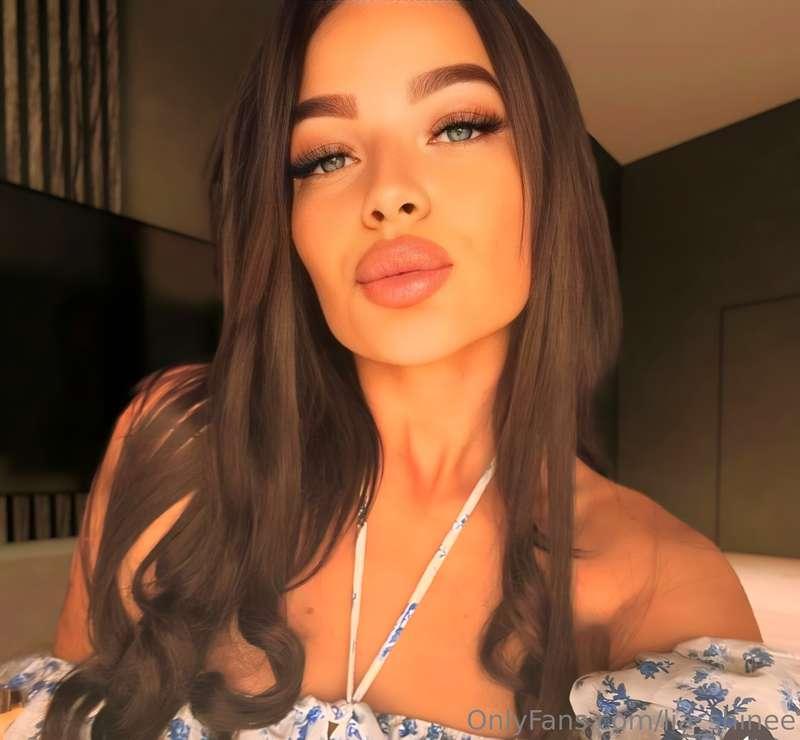 Subscribers are my energy! Thank you for being with me! 💕