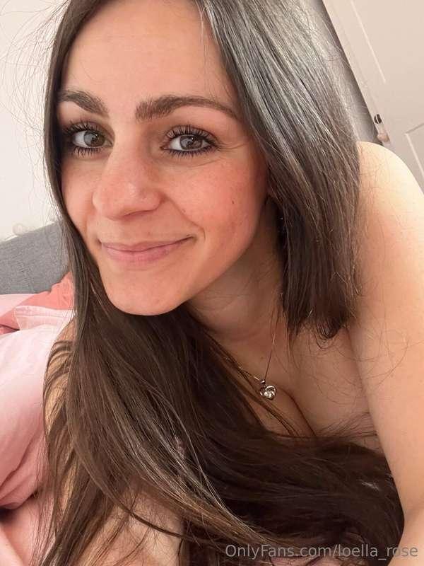 Hallöchen Süßer!  Aktuell müssen meine Videos mit Drehpartne..