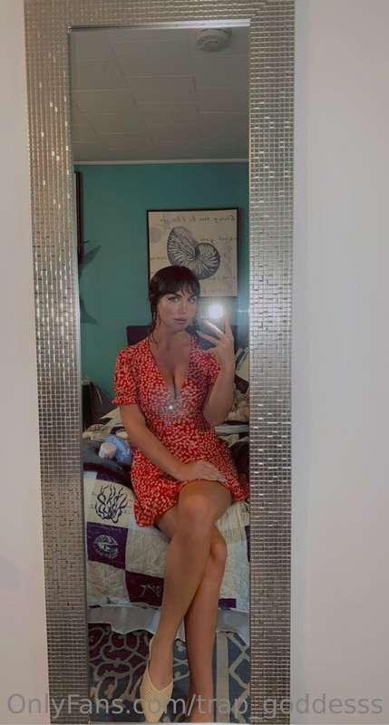 Throwing it back to being tall dark and sexy lol