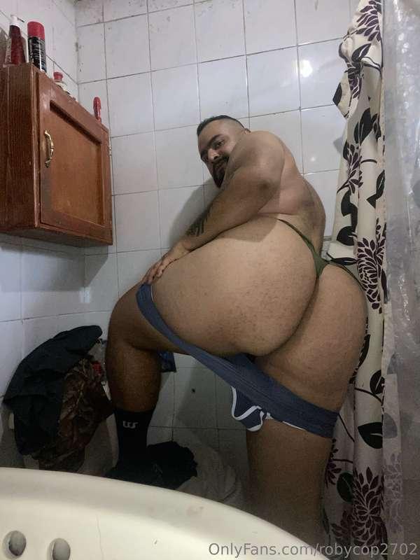 robycop2702 image #1