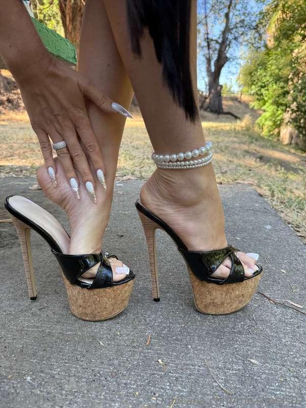 Good time for cork mules 🥰