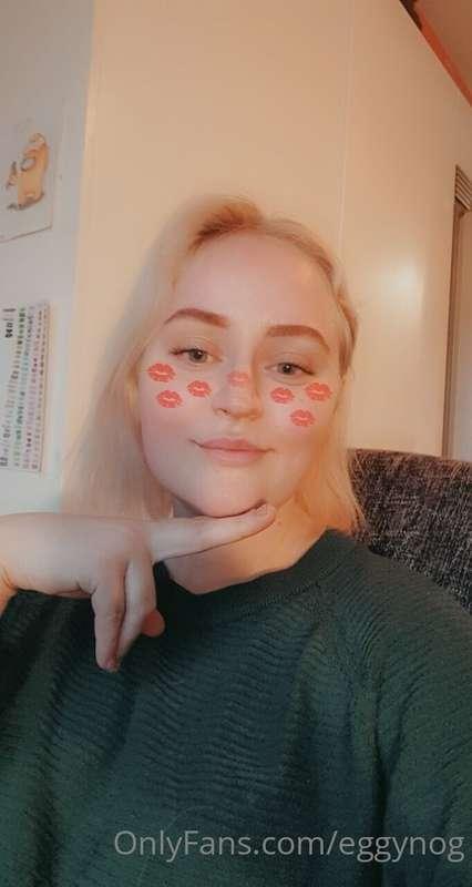 I just wanna say hi to all the new cuties on here💕💕