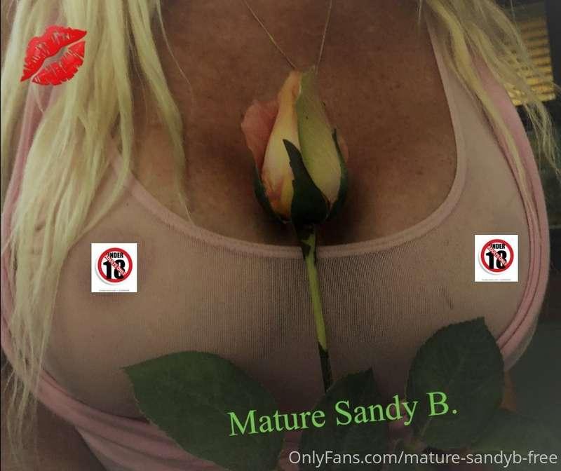 Send #ROSE to my Inbox and this photo FULLY UNCENSORED will ..