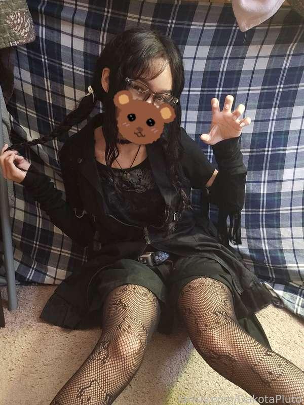 dakotapluto image #0