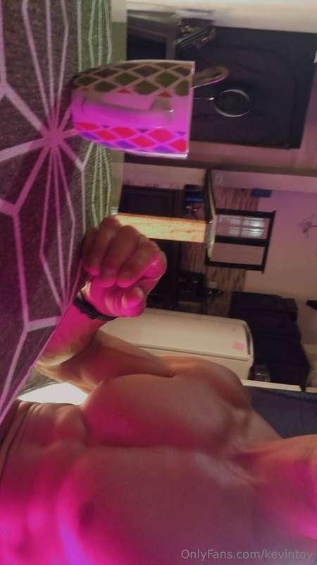 100% homemade amateur content🍿VIP➡️ @KEVINTOYVIP 
