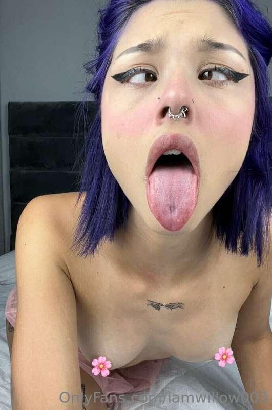 fill my mouth baby👅👅