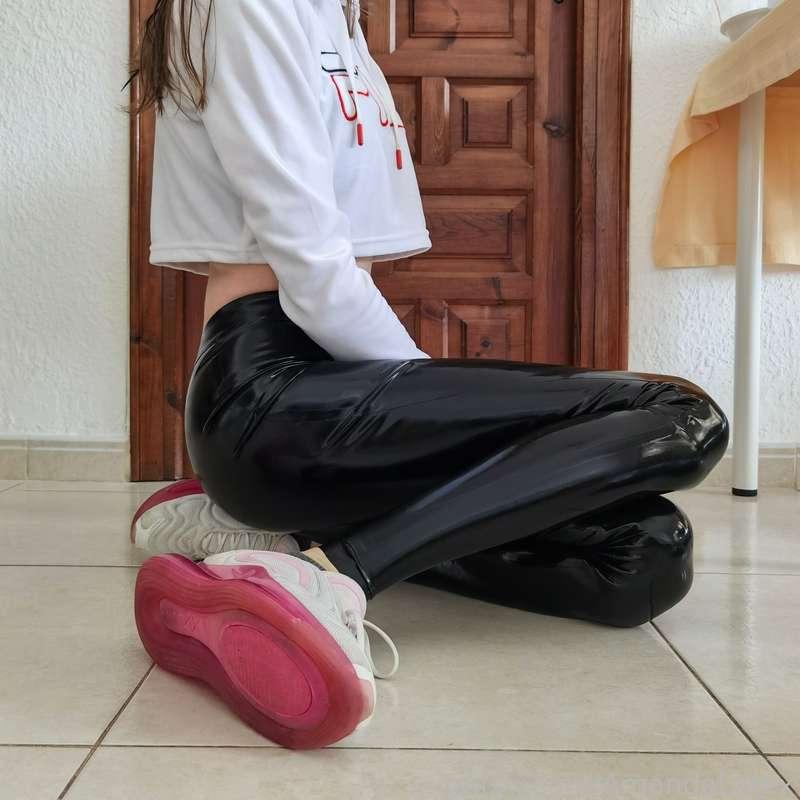 amandalatex image #19