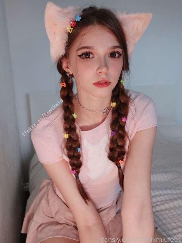 temikmiufeet image #3