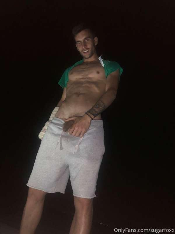 Get my dick horny🔥🔥