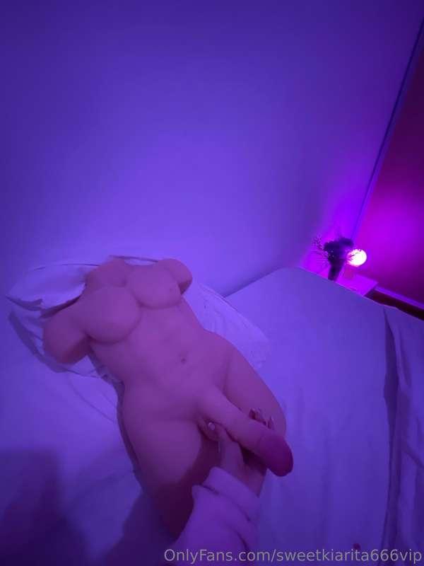 Omg I have a new friend/toy haha 🤭