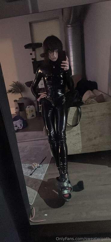 sweatergoth image #6