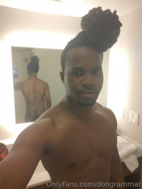 Bathroom Selfie (2 pics)

Check Out more XXXclusive Content ..