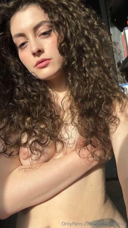 Topless selfie 4 u