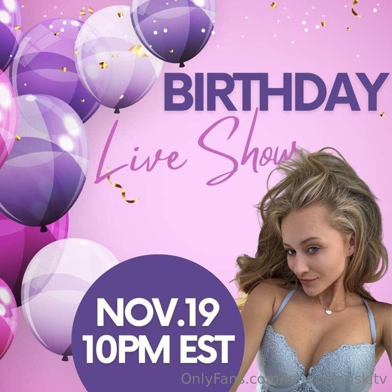 19 th 10 EST I'm going live on my main VIP page @littlepolis..