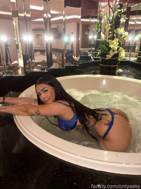 Doggy style is my favorite position😈.. whats yours? 

#hot #ass #squirt #anal #sweetass #flowers #skinny #play #dildos #xxx #sexting #videocall #petite #fetish #tits #breasts #smalltits #shorty #lingerie #naked #beauty #young #prettyface #cum #girls #adult #masturbation #empress #follow #booty #clitoris #homewrecker #mistress #female #hornygirl #pussy #online #sensual #bigass #creampussy #smoking #smoke #fyp