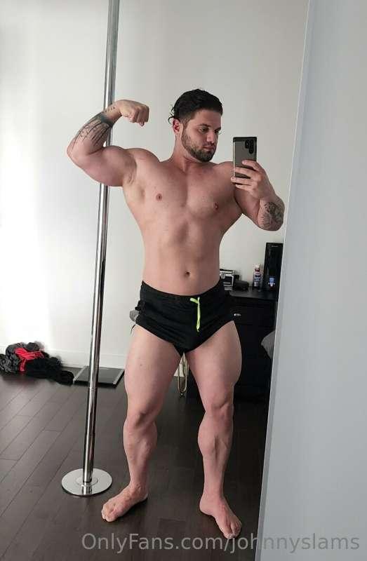 Gonna start sharing alot more content for you guys. 🔥