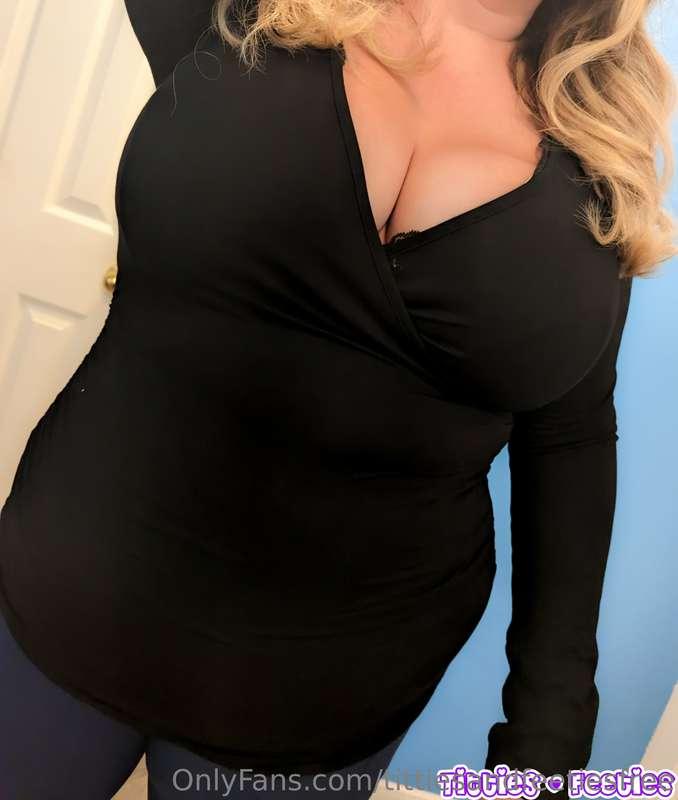 tittiesandfeetiesfree image #0