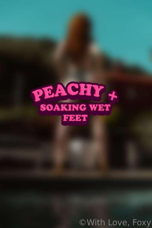 ***Soaking wet*** pool set 💦
Peachy 🍑 + feet 👣 closeups 🤫
