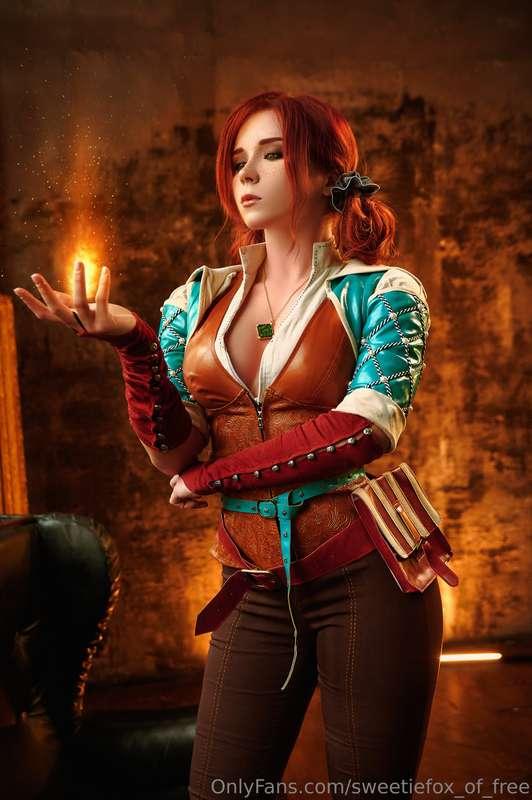 Are you ready to find out what magic Triss can do? 🔥