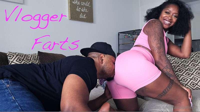 VLOGGER FARTS (roleplay)  We are a popular YouTube couple an..