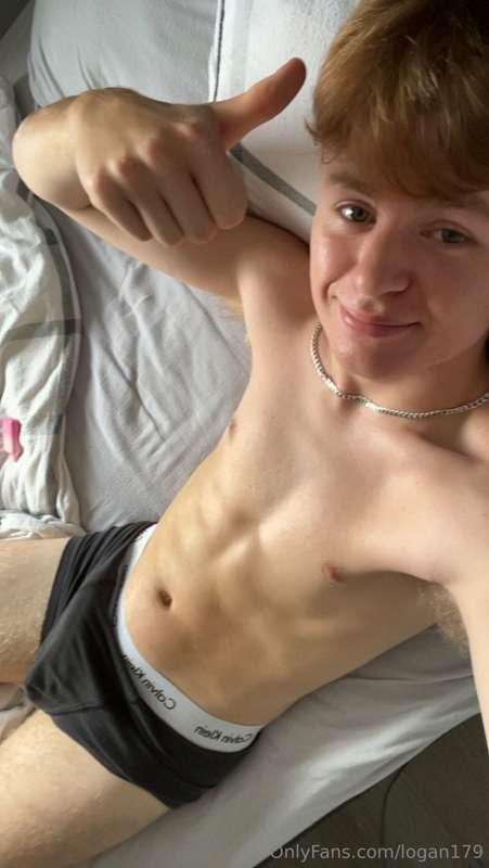 My 🍆video + body pics 😍👀