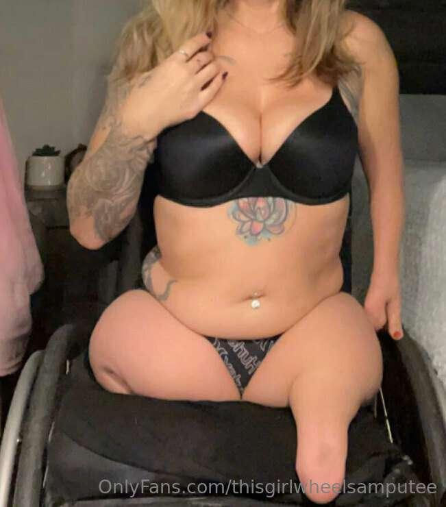 😘