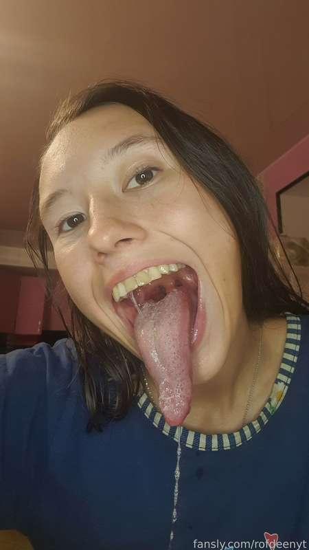 Wet, Drool Long Tongue

#fyp
#rofdeenyt #sexy #fetish
#tongue #longtongue #bigtongue #tonguefetish 
#wettongue #drooltongue
#spit #spits #sloppy #drool #saliva
#throat #deepthroat
#uvula
#lips 
#mouth