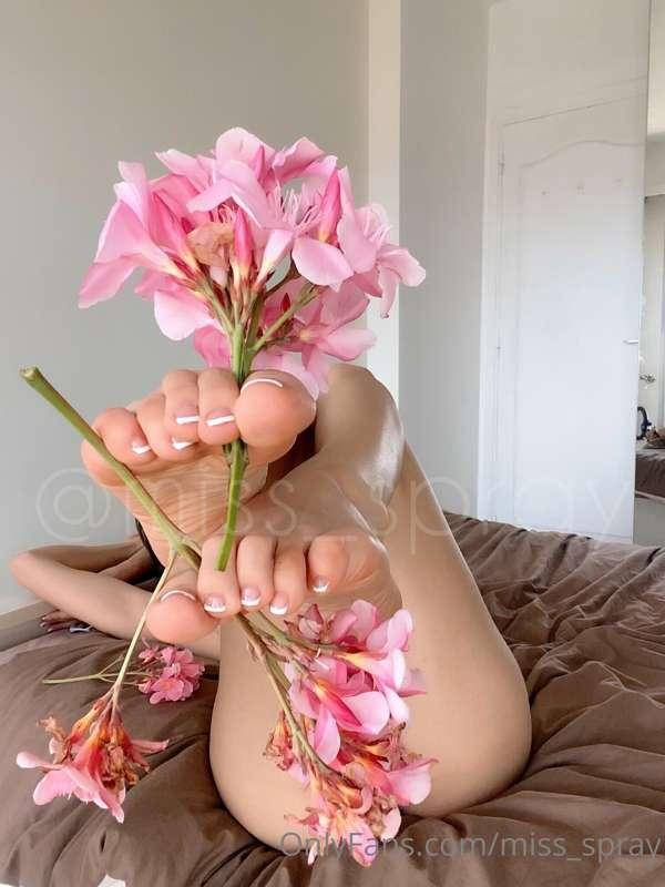 Those flowers are so cute but my titties and pussy are much ..