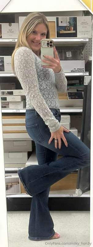 A day of shopping and mom duties in my tight jeans and heels..
