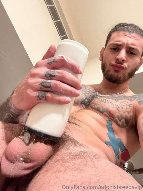 Hey VIP’s Ever wanted a mold of my cock? 😈You’re in luck, I ..