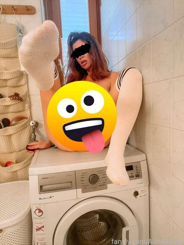 alinaasmr image #0