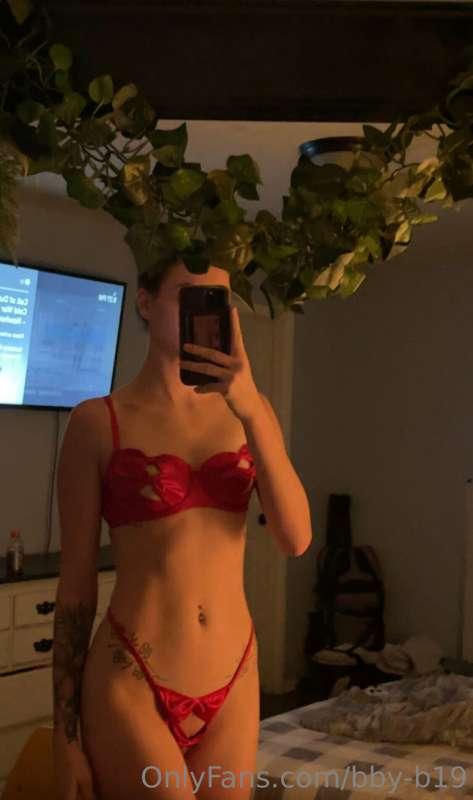 Can’t wait for you to unwrap me 🎁 😘